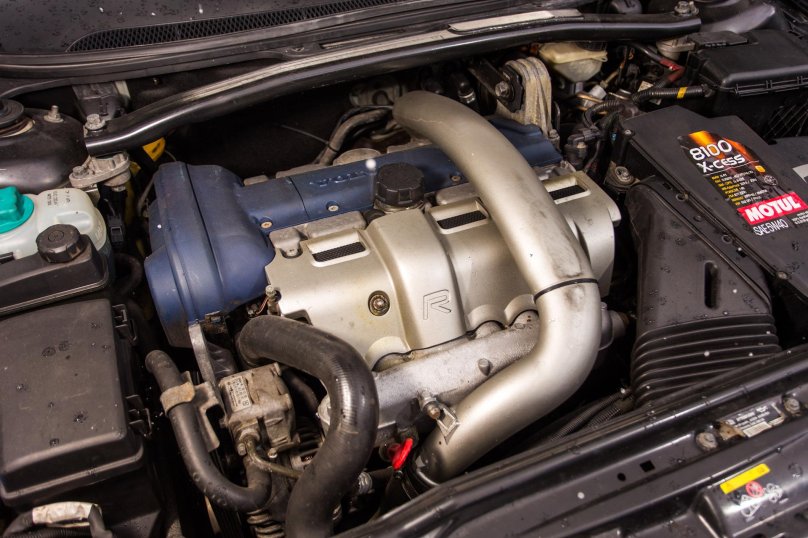 Мотор Volvo s60 r 2.5 t купить