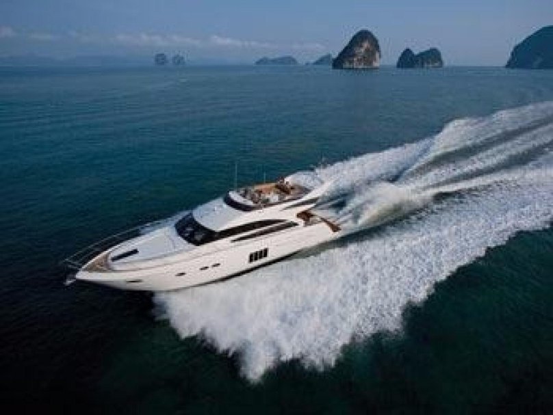 Моторная яхта принцесс 60