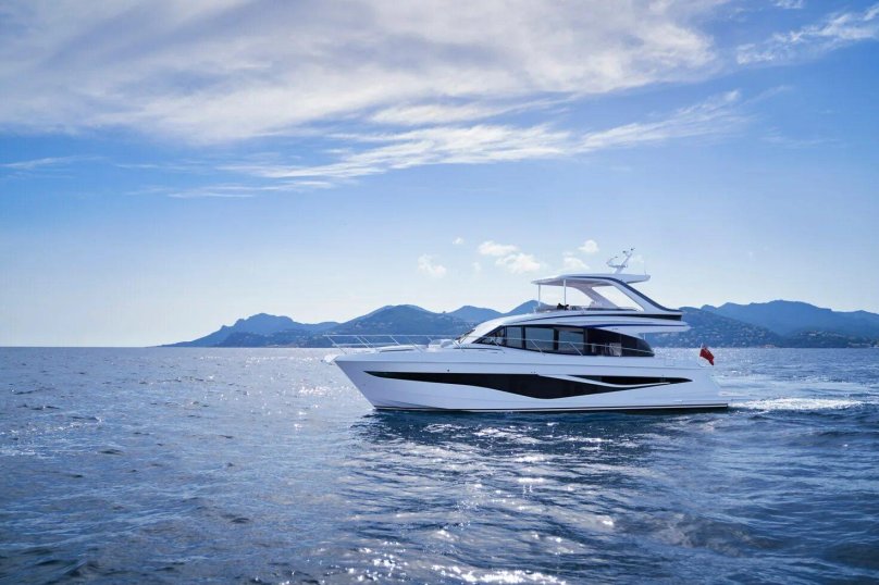 Princess Ulua яхта