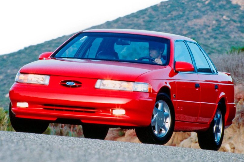 Ford Taurus Sho 1992