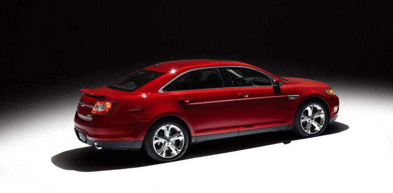 Ford Taurus Sho 2010
