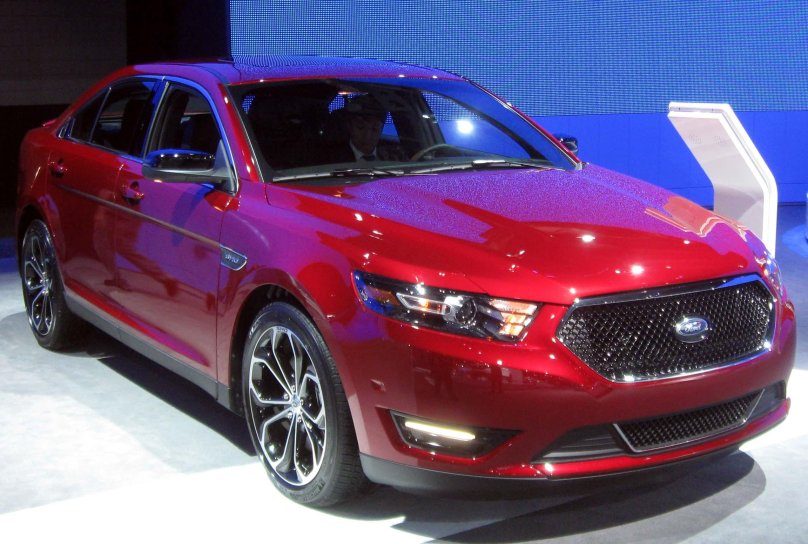 Ford Taurus Sho 2013