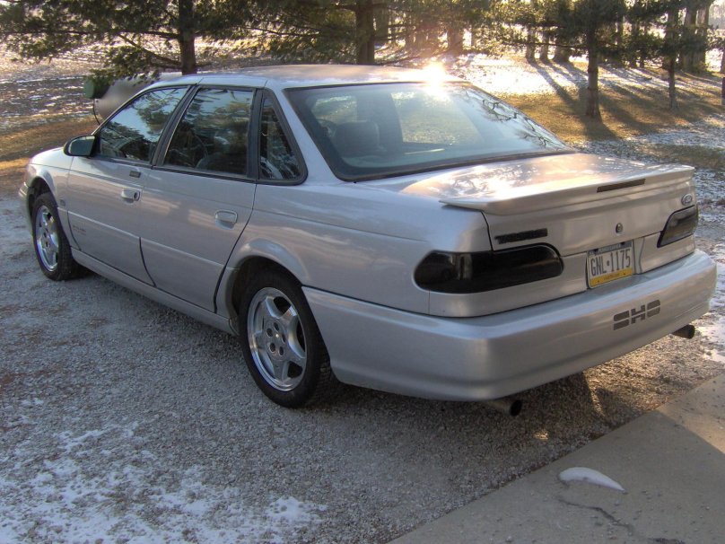 Ford Taurus Sho 1995