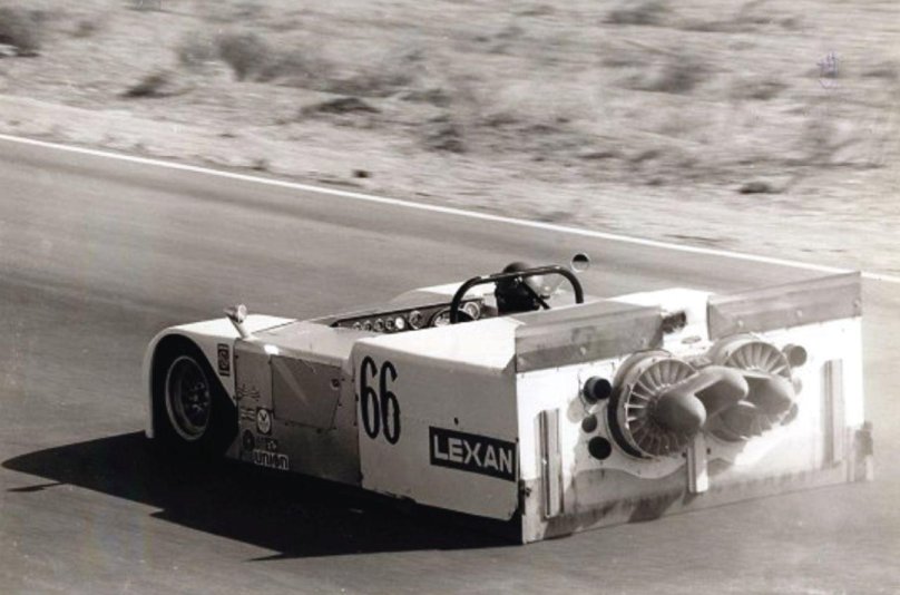 Машина Chaparral 2j