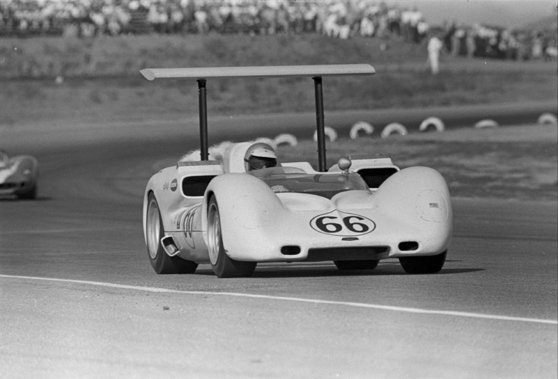 Chaparral 2e