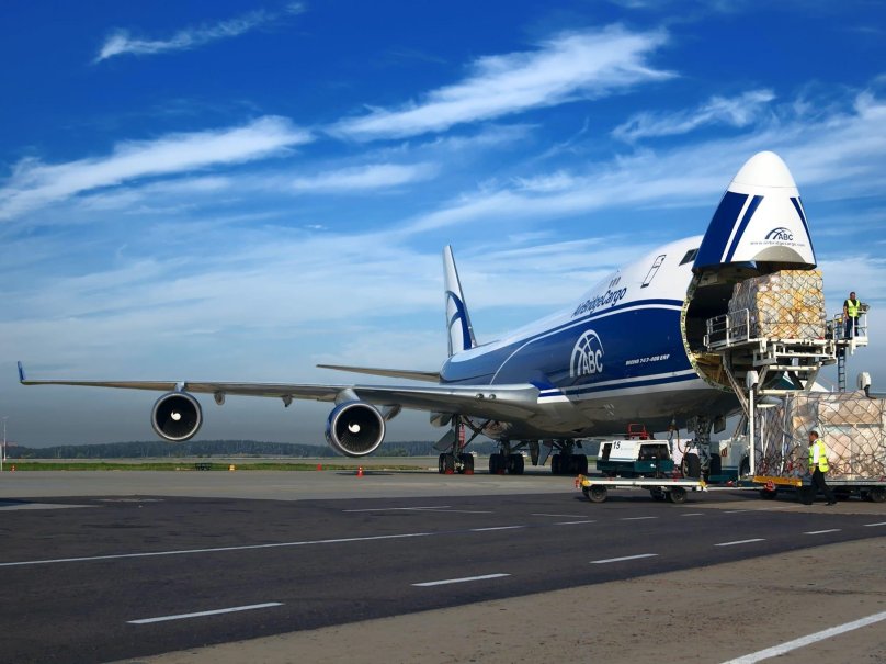 Боинг 747 карго