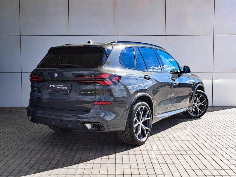 BMW x5 g05 Brooklyn Grey