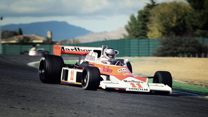 Говард Макларен