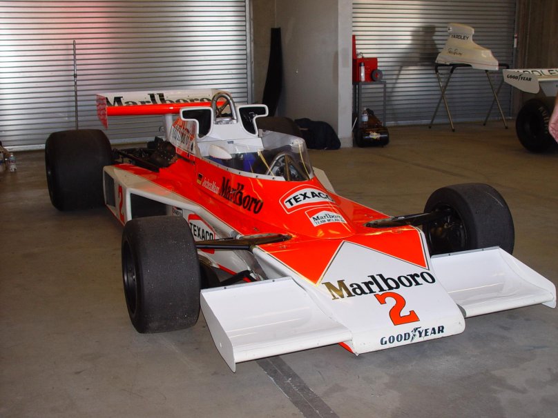 Макларен м23 1974