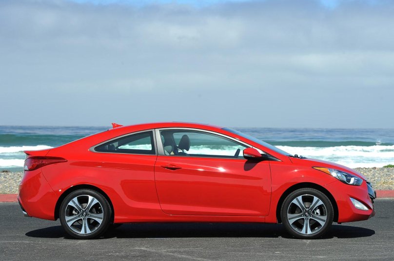 Hyundai Elantra Coupe 2012
