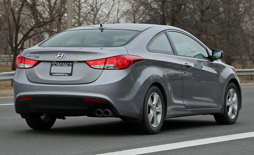Hyundai Elantra купе
