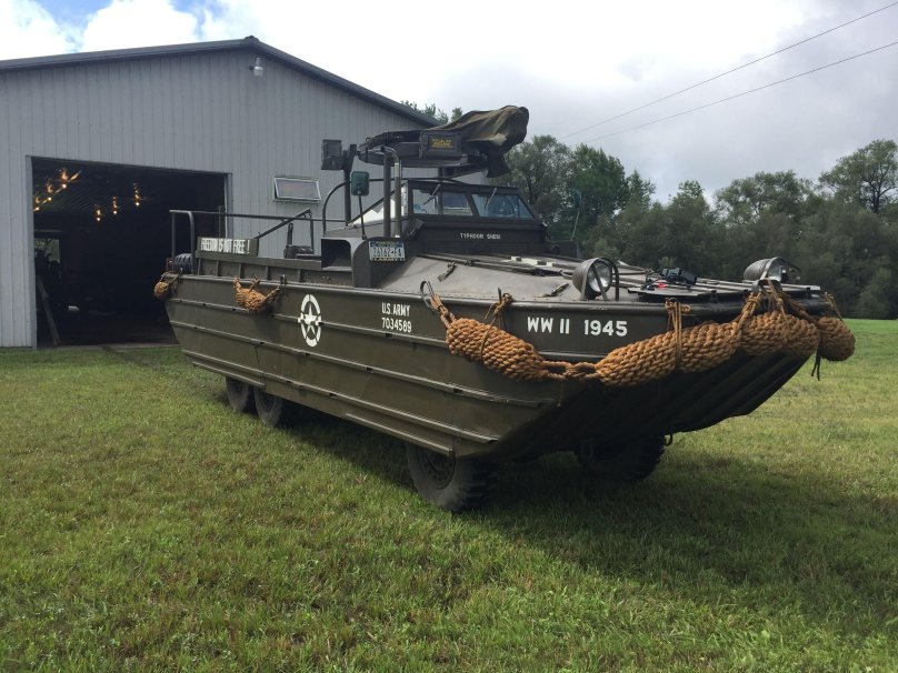 GMC DUKW-353