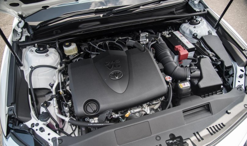 Toyota Camry 2.5 engine