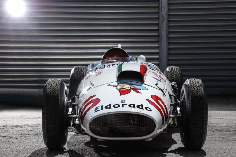 Болид Мазерати