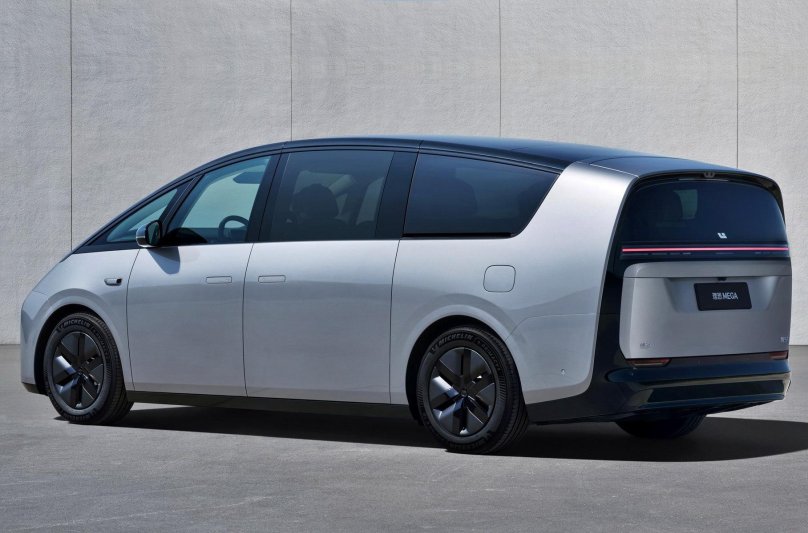 Lixiang Mega минивэн