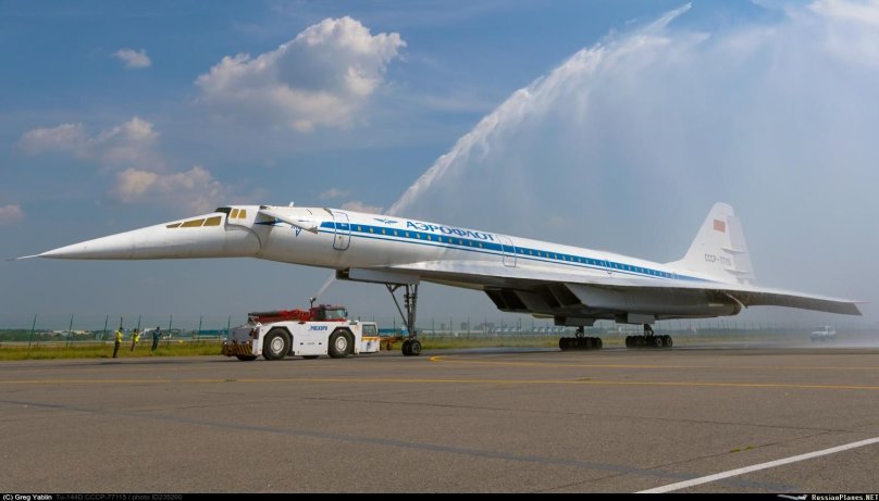 Ту 144 77115