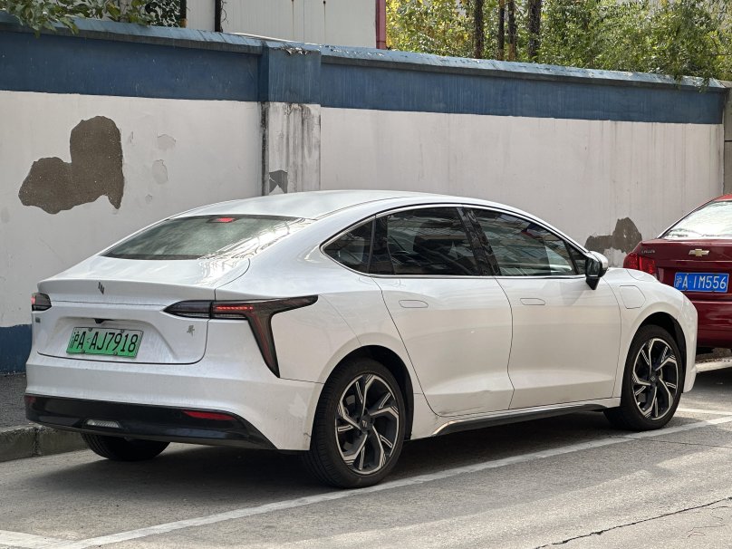 JMEV электромобиль