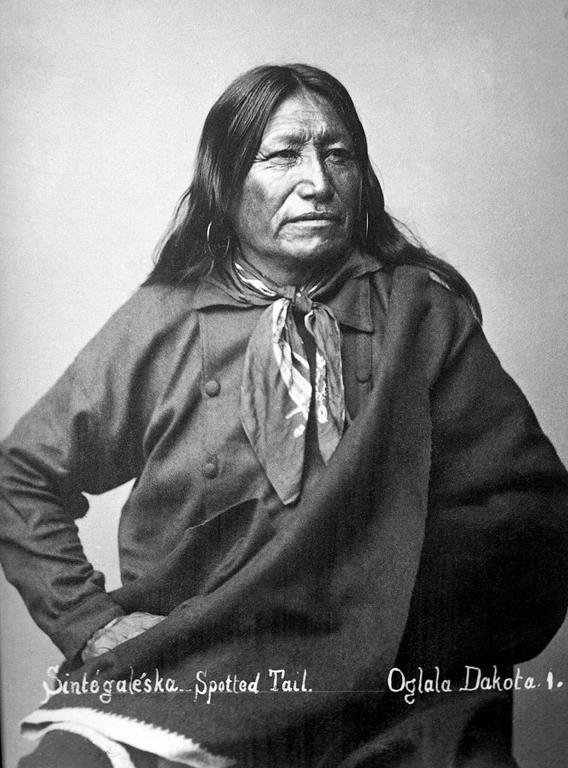 Индеец с хвостиком