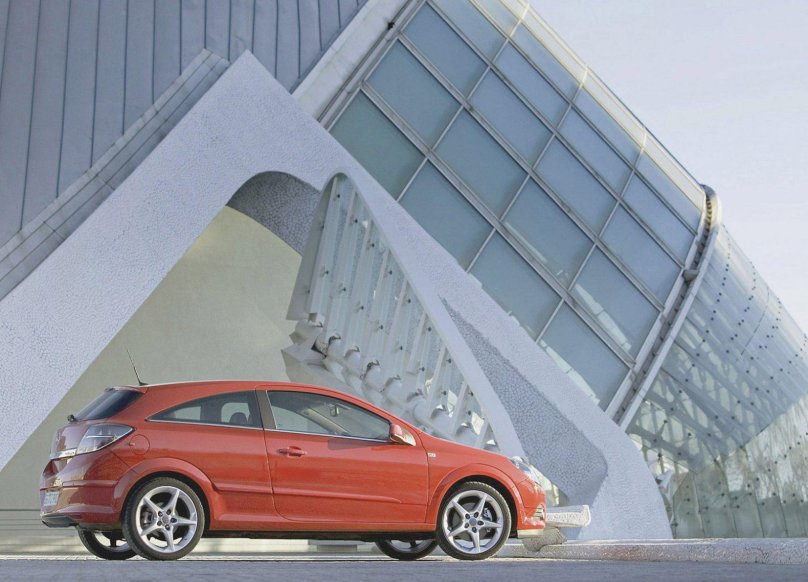 Opel Astra GTC 2008