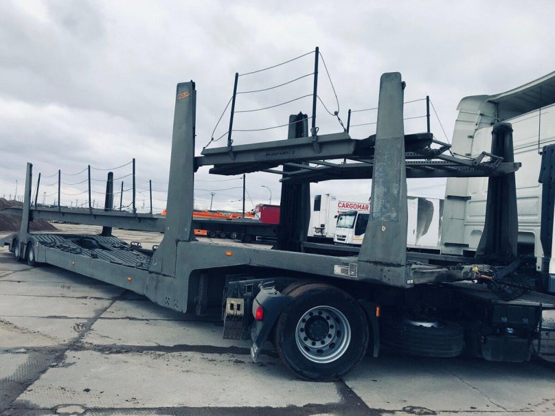 Полуприцеп автовоз