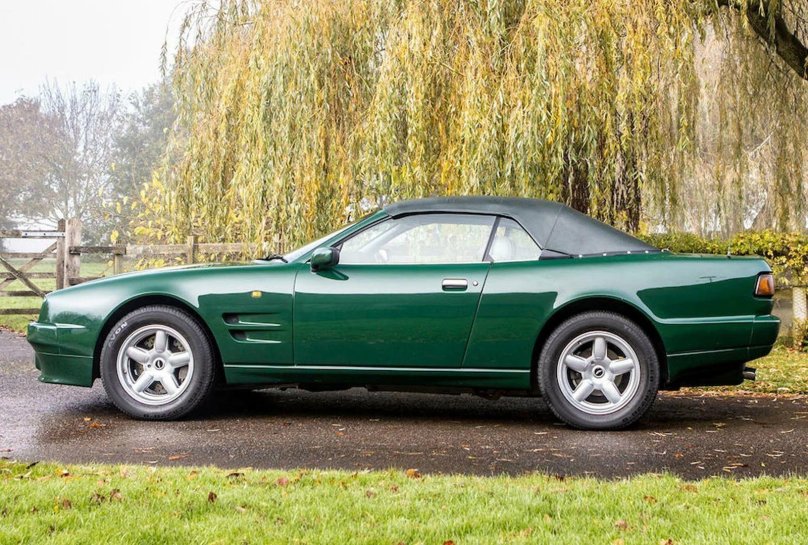 "Aston Martin" "Virage" "1992" do