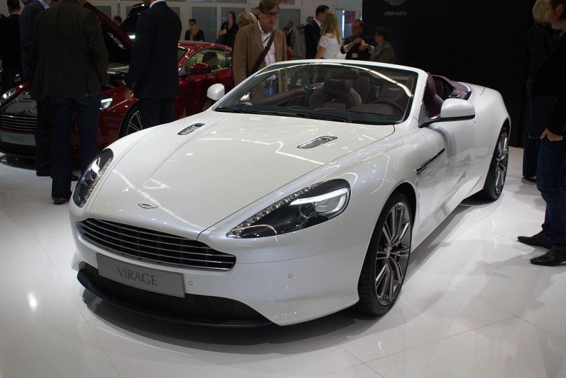 Aston Martin Virage 2011