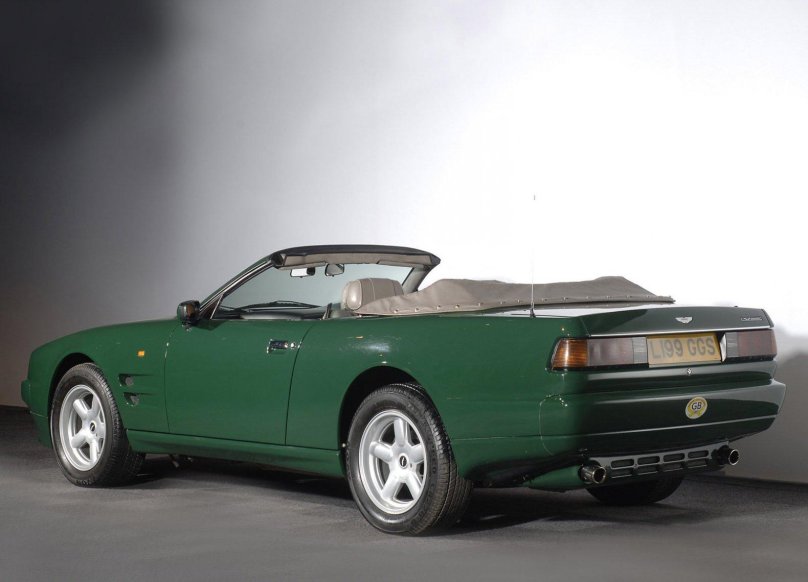 Астон Мартин кабриолет 1990