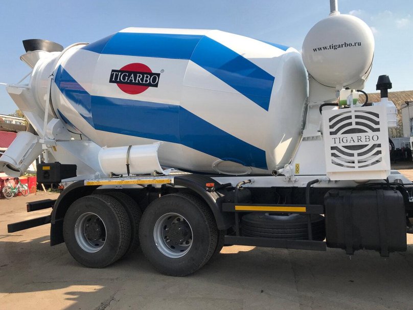 Автобетоносмеситель 69365с на шасси САМС 2013