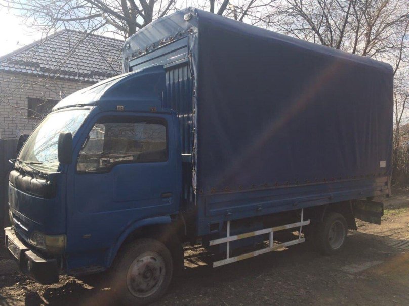 Yuejin nj1041dbz (бортовой)