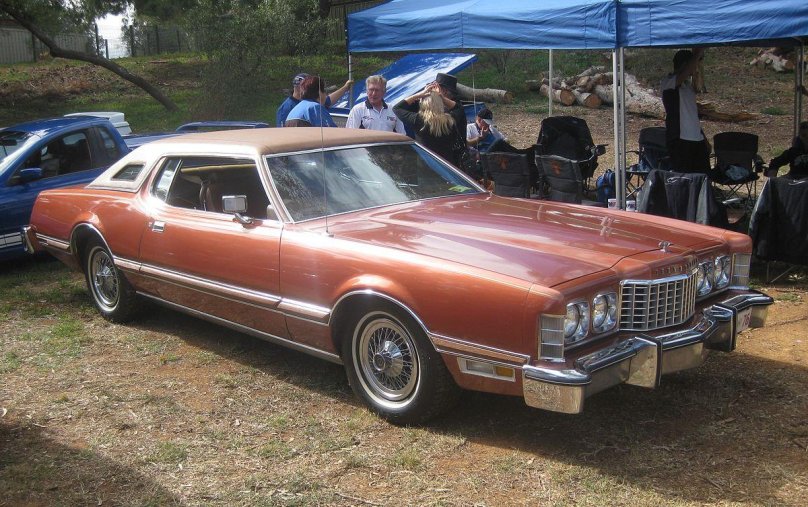 Ford Thunderbird 1976