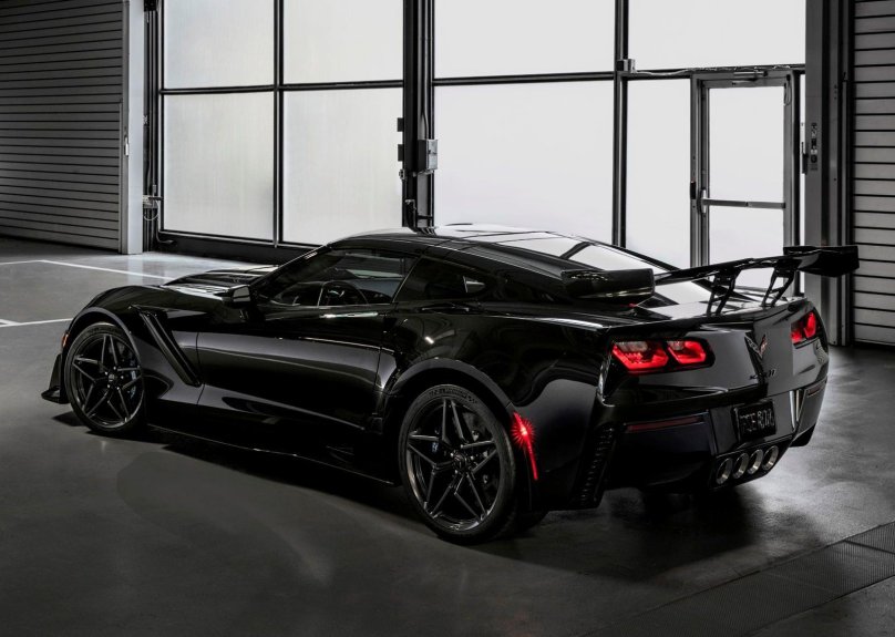 Шевроле Корвет zr1 2019