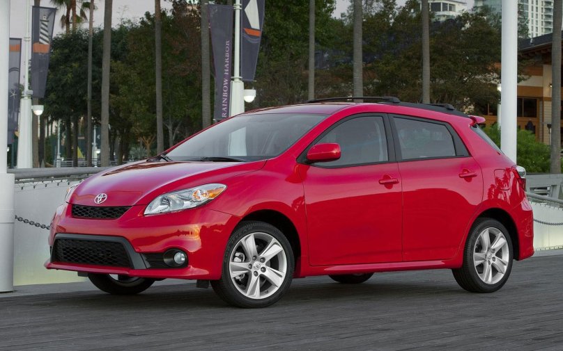 Тойота Матрикс 2011