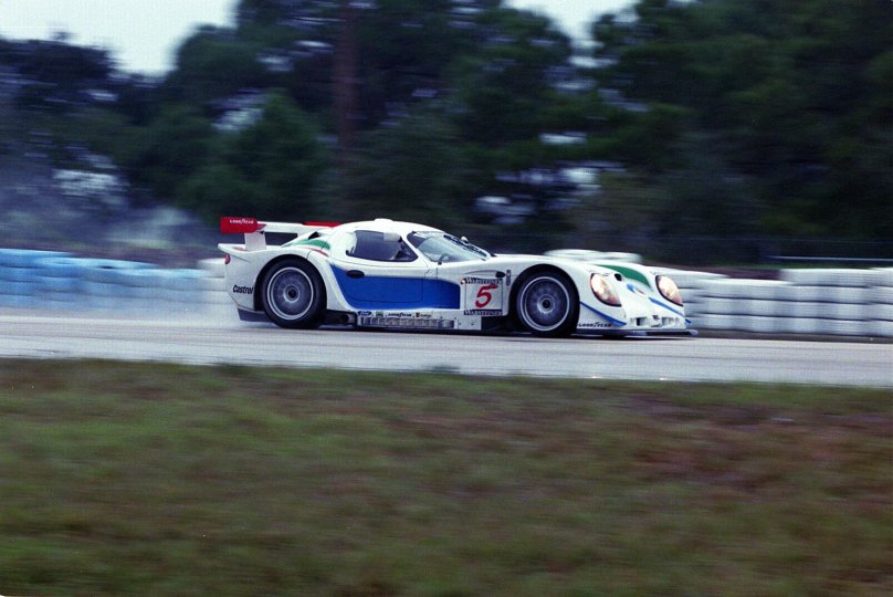 MCLAREN Ueno Clinic 1997 gt1
