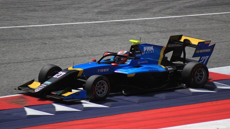 Тейлор Барнард