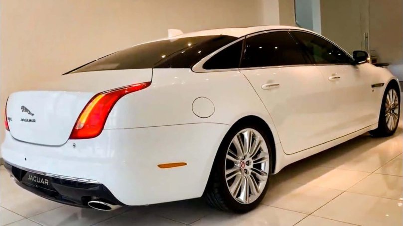 Jaguar XF 2023