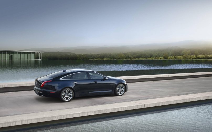 Jaguar XJ 2016