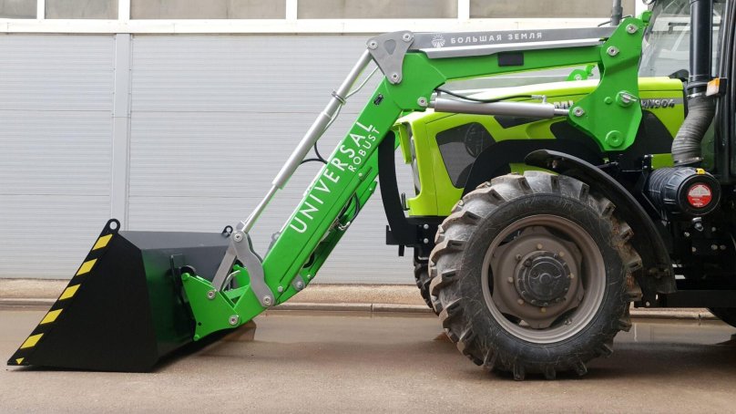 Трактор Zoomlion rn904