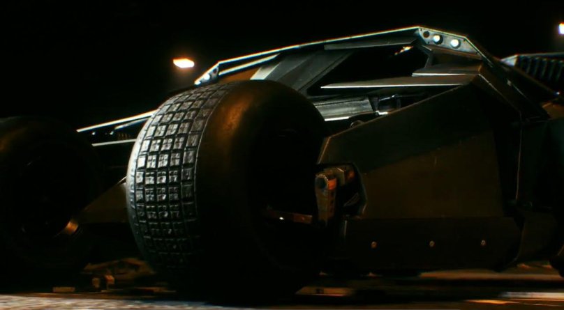 Бэтмобиль Arkham Knight