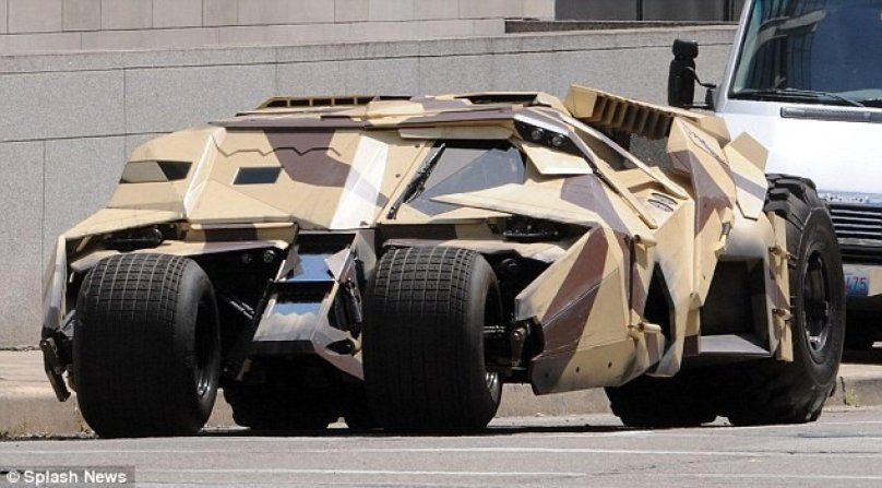 Бэтмобиль темный рыцарь