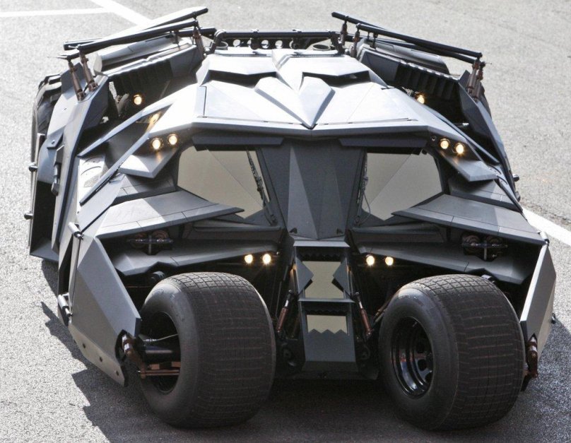 Бэтмобиль темный рыцарь