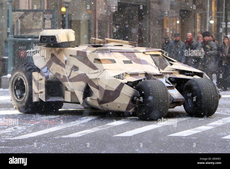 Бэтмобиль тумблер темный рыцарь