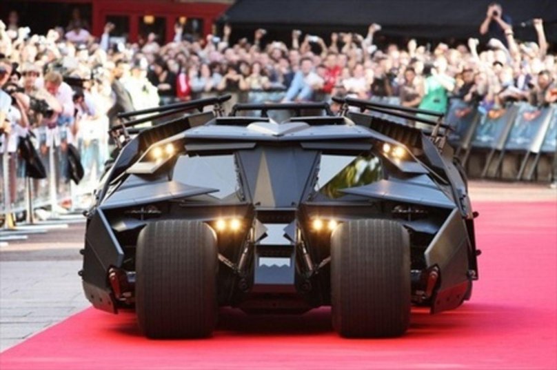 Темный рыцарь машина