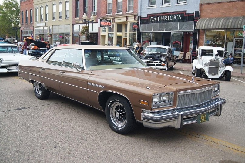 Buick Electra 1976