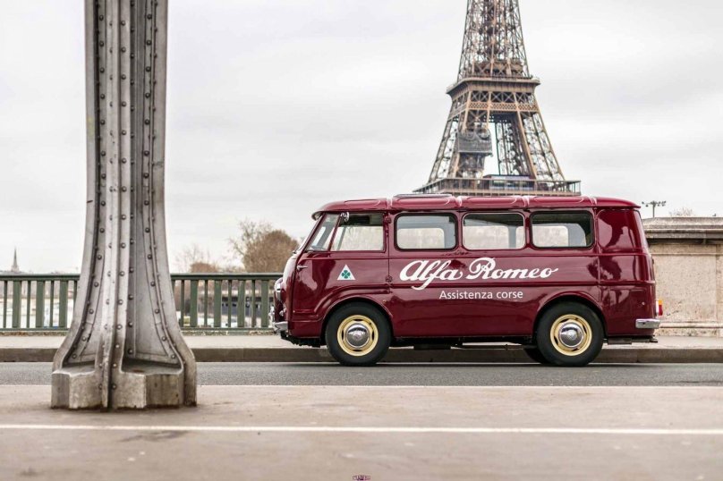 Alfa Romeo Minibus