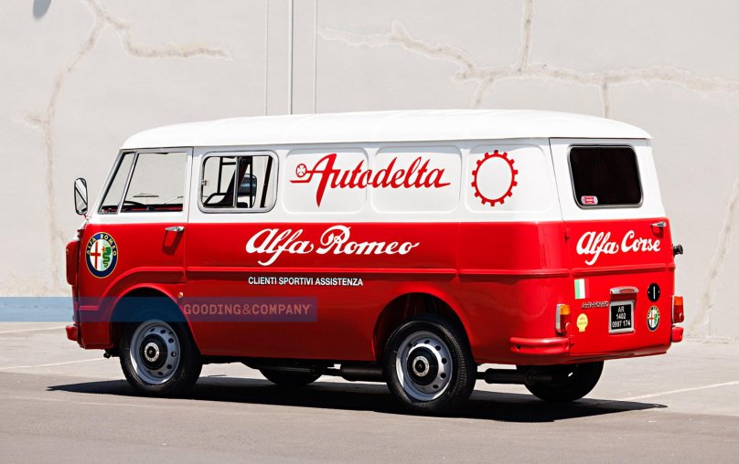 Фургон Альфа Ромео