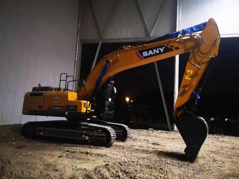 Экскаватор sany