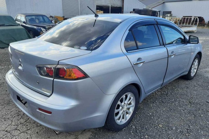 Митсубиси Галант 10