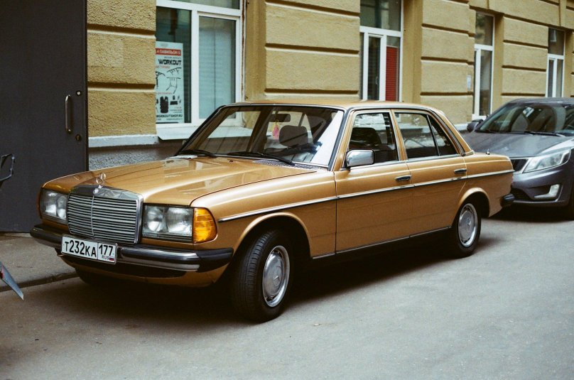 W(123) Mercedes-Benz w123