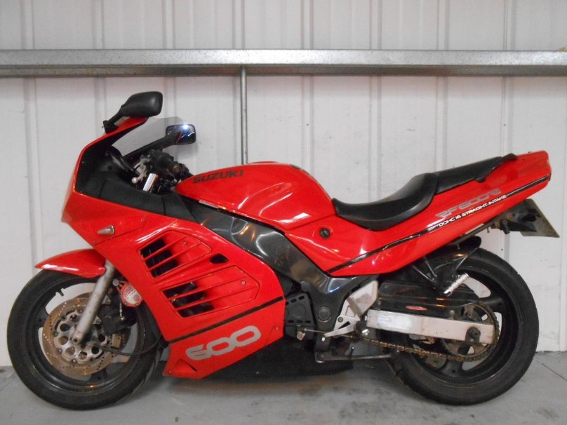 Suzuki rf600 f