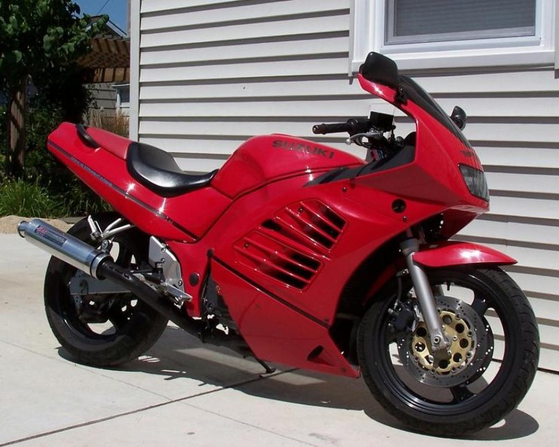 Suzuki RF 400